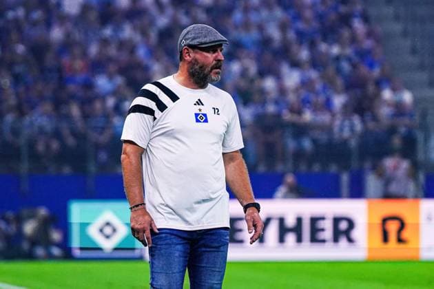 Steffen Baumgart Hambuger SV, Coach GER, Hamburger SV vs Hertha BSC, Football, 2 Bundesliga, Matchday 2, Season 2024 2025, 10 08 2024 DFL REGULATIONS PROHIBIT ANY USE OF PHOTOGRAPHS AS IMAGE SEQUENCES AND OR QUASI VIDEO GER, Hamburger SV vs Hertha BSC, Football, 2 Bundesliga, Matchday 2, Season 2024 2025, 10 08 2024 Hamburg Copyright: xEibner-Pressefoto MarcelxvonxFehrnx EP_MFN