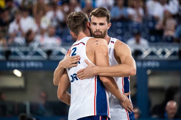 240810 Christian Sorum and Anders Mol of Norway celebrate in the men s bronze medal beach volleyball match between Qatar and Norway during day 15 of the Paris 2024 Olympic Games on August 10, 2024 in Paris Photo Ludvig Thunman BILDBYRAN kod LT LT0670 beachvolleyboll beach volleyball sandvolleyball olympic games olympics os ol olympiska spelen olympiske leker paris 2024 paris os paris ol 15 bbeng norge qatar norway bronsmatch bronze medal game jubel  Copyright: LUDVIGxTHUNMAN BB240810LT134