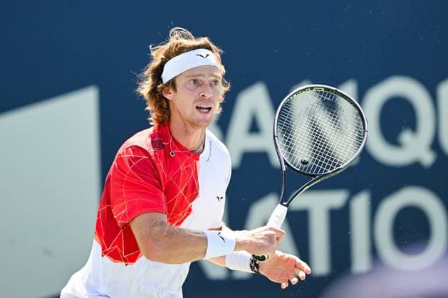 MONTREAL, QC - AUGUST 10: Andrey Rublev tracks his shot during a third round match at ATP, Tennis Herren National Bank Open on August 10, 2024 at IGA Stadium in Montreal, QC (Photo by David Kirouac Icon Sportswire) TENNIS: AUG 10 National Bank Open EDITORIAL USE ONLY Icon240810057