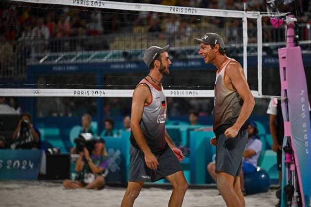 Olympic Games Beach Volleyball Paris 10 08 2024 Final, Men, GER SWE, Nils Ehlers 1, GER , Clemens Wickler 2, GER , Copyright: xBEAUTIFULxSPORTS TomxBlochx