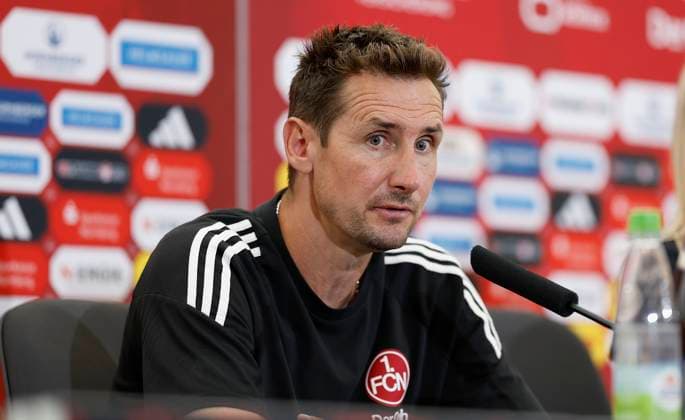 Coach Miroslav Klose 1 FC Nuernberg at the PK 10 08 2024, Soccer, 2 Bundesliga, 2 Matchday, 1 FC Nuernberg FC Schalke 04, GER, Nuernberg, Max Morlock Stadion, DFL REGULATIONS PROHIBIT ANY USE OF PHOTOGRAPHS AS IMAGE SEQUENCES AND OR QUASI VIDEO Copyright: HMBxMedia xHeikoxBecker