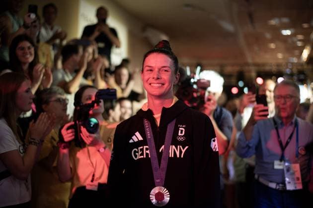 HENSELEIT Esther Germany celebrates 2nd place and silver, Golf Women, FRA, Olympic Games Paris 2024, Celebration at the German House, 10 08 2024 FRA, Olympic Games Paris 2024, Celebration at the German House, 10 08 2024 Paris Copyright: xEibner-Pressefoto Memmlerx EP_MMR