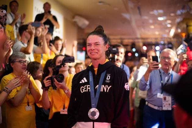 HENSELEIT Esther Germany celebrates 2nd place and silver, Golf Women, FRA, Olympic Games Paris 2024, Celebration at the German House, 10 08 2024 FRA, Olympic Games Paris 2024, Celebration at the German House, 10 08 2024 Paris Copyright: xEibner-Pressefoto Memmlerx EP_MMR
