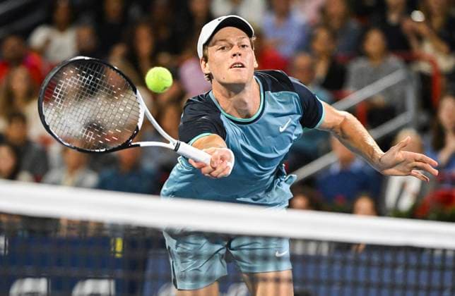 August 10, 2024, Montreal, Pq, Canada: Jannik Sinner of Italy plays a shot to Andrey Rublev of Russia during their quarter-final match against at the National Bank Open tennis tournament in Montreal, Saturday, August 10, 2024. Andrey Rublev, Jannik Sinner,  - ZUMAc35_ 20240810_zaf_c35_256 Copyright: xGrahamxHughesx