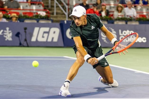 August 10, 2024, Montreal, Quebec, Canada: MATTEO ARNALDI from Italia backhand hit in first set against Kei Nishikori from Japan in quarter final of Canadian Open at IGA Stadium in Montreal, Quebec, Canada Montreal Canada - ZUMAl189 20240810_zsp_l189_090 Copyright: xYannickxLegarex