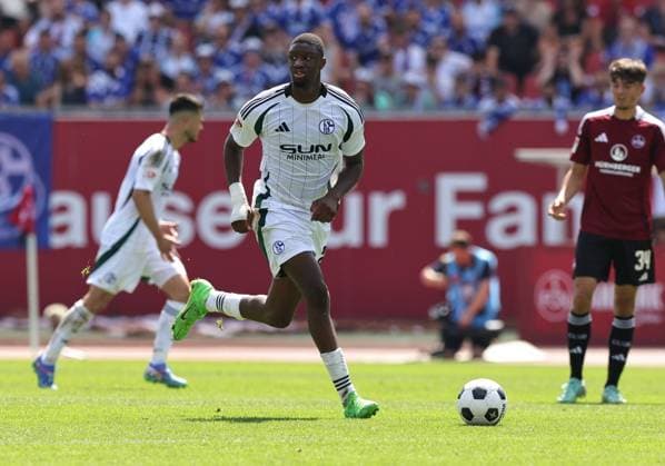 10 08 2024 Soccer Season 2024 2025 2 Soccer Bundesliga 02 Matchday 1 FC Nürnberg FCN Club FC Schalke 04 S04 Knappen Sportfoto Zink DaMa xdaxmax DFL regulations prohibit any use of photographs as image sequences and or quasi video only for editorial use Ibrahima Cisse 22, FC Schalke 04 S04