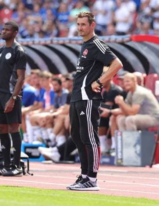 10 08 2024 Soccer Season 2024 2025 2 Soccer Bundesliga 02 Matchday 1 FC Nürnberg FCN Club FC Schalke 04 S04 Knappen Sportfoto Zink DaMa xdaxmax DFL regulations prohibit any use of photographs as image sequences and or quasi video only for editorial use Miroslav Klose Trainer 1 FC Nürnberg FCN nachdenklich