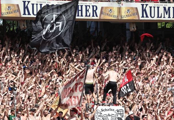 10 08 2024 Soccer Season 2024 2025 2 Soccer Bundesliga 02 Matchday 1 FC Nürnberg FCN Club FC Schalke 04 S04 Knappen Sportfoto Zink DaMa xdaxmax DFL regulations prohibit any use of photographs as image sequences and or quasi video only for editorial use Symbolbild Symbolfoto Feature Impression Clubfan Clubfans FCN Fans Fans cheer on Team Team and celebrate shortly before the end of the match