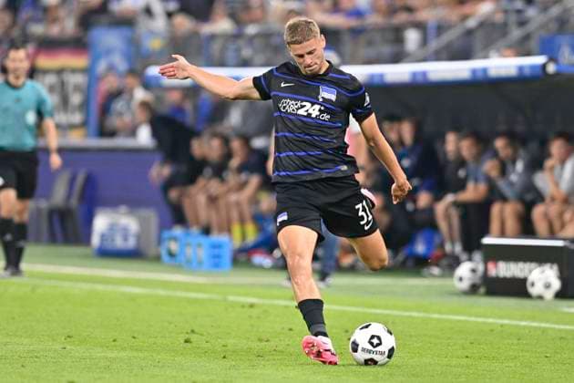 GER 2 FBL,, Hamburger SV vs Hertha BSC 10 08 2024, Volksparkstadion, Hamburg, GER 2 FBL, Hamburger SV vs Hertha BSC in picture single action landscape format Marton Dardai Berlin 31 nordphotoxGmbH xWitke nph00002