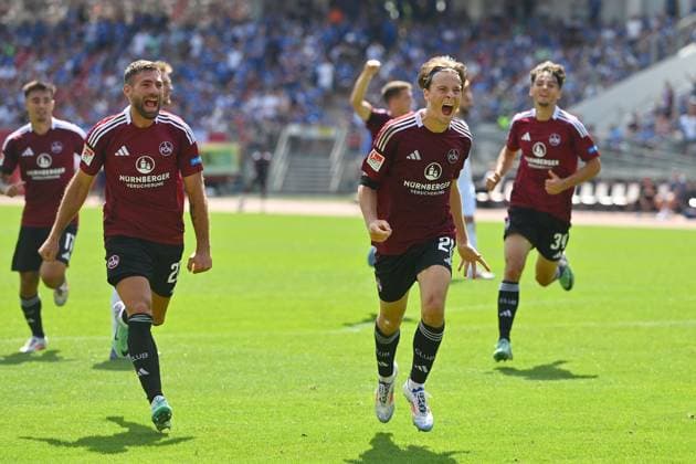 Goaljuebl Caspar JANDER 1 FC Nuernberg after goal to 2 1,li Enrico VALENTINI 1 FC Nuernberg , jubilation,joy,enthusiasm,action Football 2 Bundesliga 1 FC Nuernberg FC Schalke 04 3 1 2 Matchday on 10 08 2023 Max Morlock Stadium Nuernberg, Season 2024 25