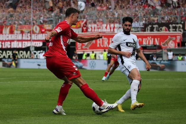 10 08 2024, xmohx, Soccer 2 Bundesliga, SV Elversberg 1 FC Köln emspor, v l Linton Maina Köln , Semih Sahin Elversberg DFL DFB REGULATIONS PROHIBIT ANY USE OF PHOTOGRAPHS as IMAGE SEQUENCES and or QUASI VIDEO Elversberg