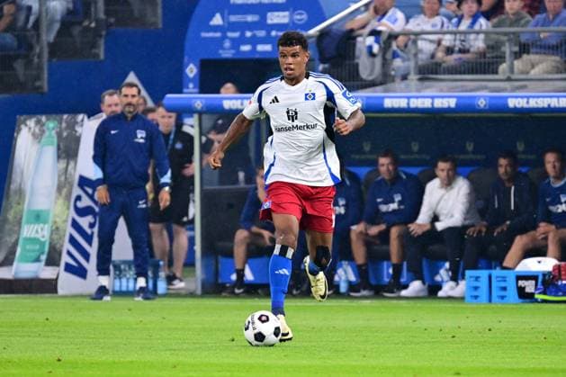 Soccer I Men I 2 Bundesliga l Hamburger SV Hertha BSC I 02 Matchday I Season 2024 2025 I HSV I 10 08 2024 I Koenigsdoerffer Ransford Yeboah HSV , Sportplatz Volksparkstadion, Stellingen Hamburg Germany