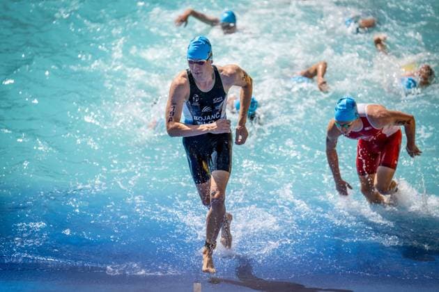 Bilder des Jahres 2024, Sport 08 August Sport Themen der Woche KW32 Sport Bilder des Tages Europe Triathlon Sprint Relay Championships 2024 Domen Bojanc of Slovenia exits the swimming course during the mixed relay. Athletes gathered to participate at Europe Triathlon Sprint&Relay Championships in Balikesir Turkey on August 11, 2024 Balikesir Balikesir Turkey Copyright: xYagizxGurtugx