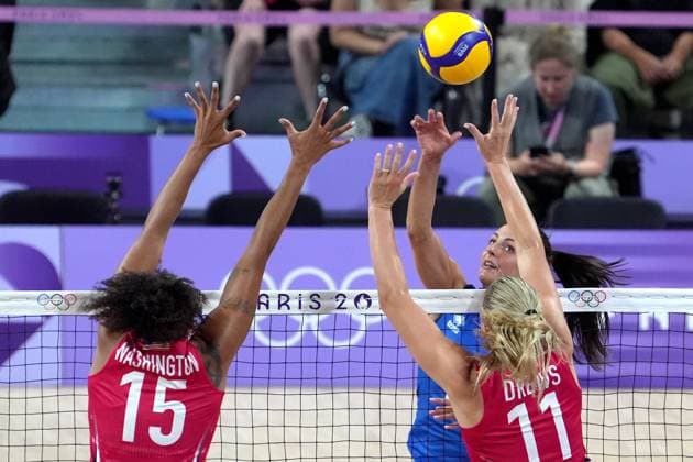 Italy s Caterina Bosetti during Women s Volleyball Final match between Italy and United States at the 2024 Summer Olympics, Sunday, August 11, 2024 in Paris, France.  Copyright: xSpada LaPressex