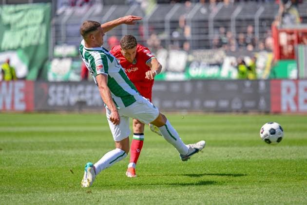 11 08 2024, Football, 2 Bundesliga, 2 Matchday Season 2024 2025, Preußen Münster Hannover 96, Enzo Leopold Hannover 96 , Luca Bazzoli SC Preussen Münster xRHR PHOTO TKx Copyright: RHR-FOTOx RHR-FOTO TK
