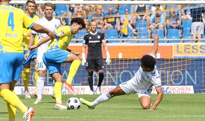 Eintracht BS vs 1 FC Magdeburg Braunschweig, 11 08 2024, Soccer, Season 23 24, 2 Bundesliga, 2 Matchday, Eintracht Braunschweig vs 1 FC Magdeburg, Picture shows Johan Gomez BTSV, 44 Braunschweig
