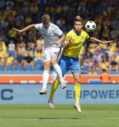 m16 , Levente Szabo Eintracht Braunschweig Football, Men, Season 2024 2025 2 BL, Eintracht Stadion, Eintracht Braunschweig vs 1 FC Magdeburg DFL REGULATIONS PROHIBIT ANY USE OF PHOTOGRAPHS AS IMAGE SEQUENCES AND OR QUASI VIDEO