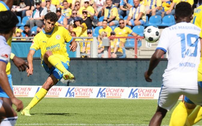 Eintracht BS vs 1 FC Magdeburg Braunschweig, 11 08 2024, Soccer, Season 23 24, 2 Bundesliga, 2 Matchday, Eintracht Braunschweig vs 1 FC Magdeburg, Picture shows Walid Ould Chikh BTSV, 10 Braunschweig