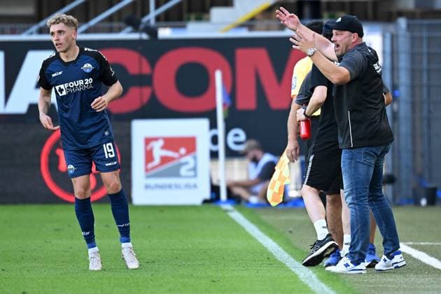 Paderborn, Home Deluxe Arena, 11 08 24, GER, Herren, 2 Bundesliga, Saison 2024 2025, SC Paderborn 07 SV Darmstadt 98 Bild Trainer Lukas KWASNIOK Paderborn Only for editorial use DFL regulations prohibit any use of photographs as image sequences and or quasi video NRW Germany