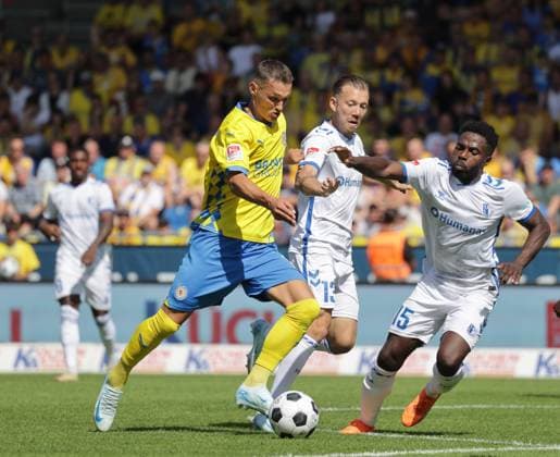 Sven Koehler Eintracht Braunschweig , Connor Krempicki 1 FC Magdeburg Football, Men, Season 2024 2025 2 BL, Eintracht Stadion, Eintracht Braunschweig vs 1 FC Magdeburg, 1 3 DFL REGULATIONS PROHIBIT ANY USE OF PHOTOGRAPHS AS IMAGE SEQUENCES AND OR QUASI VIDEO