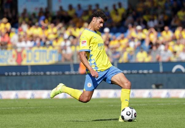 Walid Ould Chikh Eintracht Braunschweig Football, Men, Season 2024 2025 2 BL, Eintracht Stadion, Eintracht Braunschweig vs 1 FC Magdeburg, 1 3 DFL REGULATIONS PROHIBIT ANY USE OF PHOTOGRAPHS AS IMAGE SEQUENCES AND OR QUASI VIDEO
