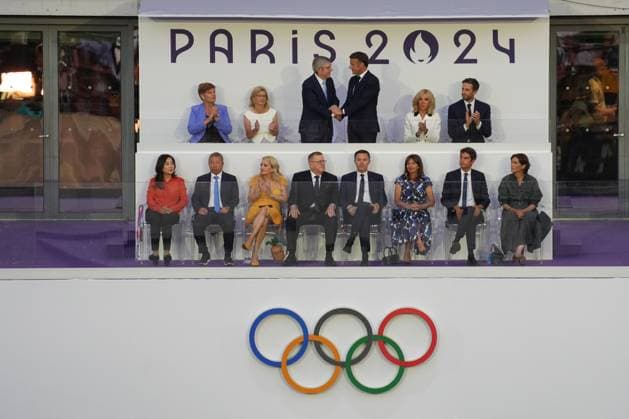 Sport Themen der Woche KW32 Paris 2024, Abschlussfeier IOC president Thomas Bach and French president Emmanuel Macron Paris 2024 Olympic Games, Olympische Spiele, Olympia, OS Day Sixteen, Paris, France - 11 Aug 2024  Copyright: xDavexWinter Shutterstockx 14623080d