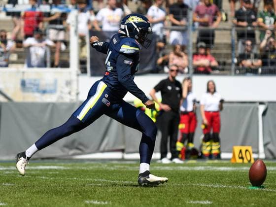 Lenny Krieg Stuttgart Surge 34, Stuttgart Surge vs Raiders Tirol, American Football, European League of Football, Matchday 12, Season 2024, 11 08 2024, Stuttgart Surge vs Raiders Tirol, American Football, European League of Football, Matchday 12, Season 2024, 11 08 2024 Stuttgart Copyright: xEibner-Pressefoto FlorianxSchustx EP_FSU