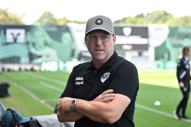 Coach Sascha Hildmann Preußen Münster 11 08 2024, Soccer 2 Bundesliga, 2 Matchday, Season 2024 2025 Preußen Münster Hannover 96 0 0 Muenster Preussenstadion Nordrhein Westfalen Germany Team2
