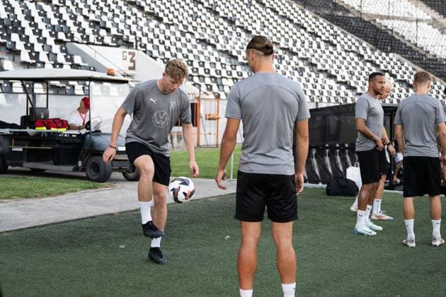 240812 Nils Zätterström during a training session with Malmö FF on August 12, 2024 in Thessaloniki Photo Mathilda Ahlberg BILDBYRAN kod MA MA0702 fotboll football soccer fotball champions league malmö ff bbeng  Copyright: MATHILDAxAHLBERG BB240812MA056