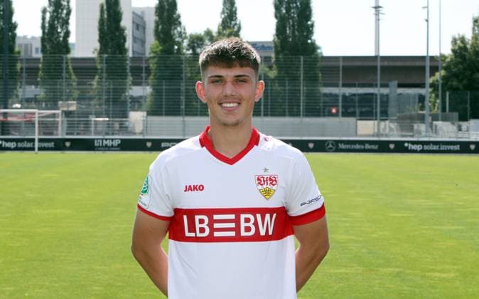 12 08 24 U19 VfB Stuttgart photo session season 2024 2025 Germany, Stuttgart, 12 08 2024, Football, U19 DFB Youth League, U19 VfB Stuttgart photo session season 2024 2025 Dorian Migalic