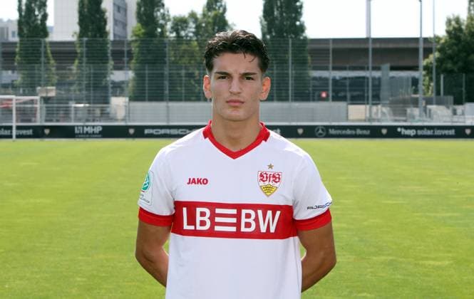 12 08 24 U19 VfB Stuttgart photo session season 2024 2025 Germany, Stuttgart, 12 08 2024, Football, U19 DFB Youth League, U19 VfB Stuttgart photo session season 2024 2025 Deli Hajdini