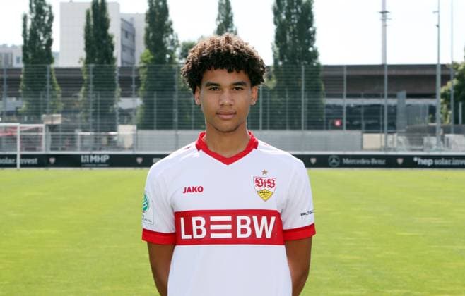 12 08 24 U19 VfB Stuttgart photo session season 2024 2025 Germany, Stuttgart, 12 08 2024, Football, U19 DFB Youth League, U19 VfB Stuttgart photo session season 2024 2025 Kenny Freßle