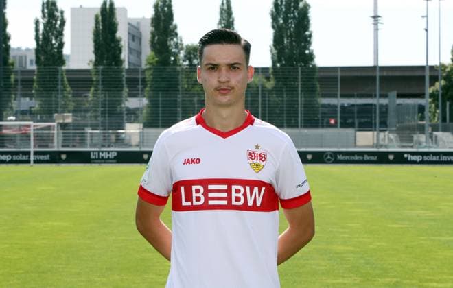 12 08 24 U19 VfB Stuttgart photo session season 2024 2025 Germany, Stuttgart, 12 08 2024, Football, U19 DFB Youth League, U19 VfB Stuttgart photo session season 2024 2025 Ivan Knezevic