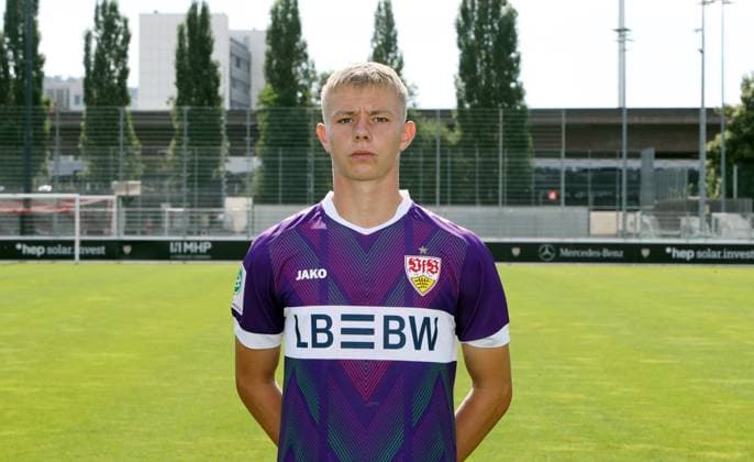 12 08 24 U19 VfB Stuttgart photo session season 2024 2025 Germany, Stuttgart, 12 08 2024, Football, U19 DFB Youth League, U19 VfB Stuttgart photo session season 2024 2025 Florian Hellstern