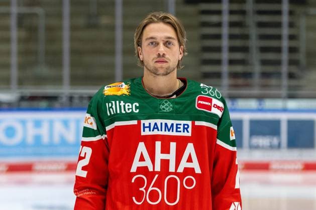 Riley McCourt 72 a58 Augsburger Panther , team and portrait pictures, Augsburger Panther, season 2024 2025, ice hockey, Penny DEL, 12 08 2024 Augsburg Bavaria Germany Copyright: xkolbert-press ChristianxKolbertx