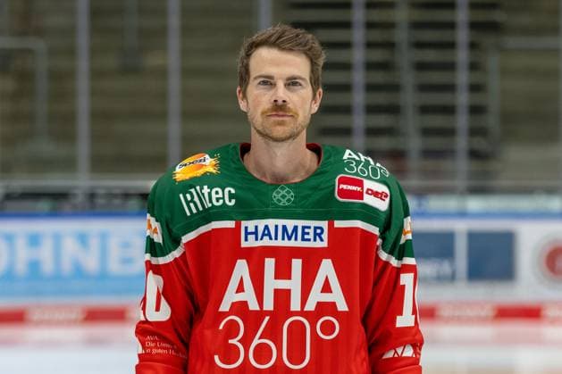 Chris Collins 10 Augsburger Panther , Team and portrait pictures, Augsburger Panther, Season 2024 2025, Ice Hockey, Penny DEL, 12 08 2024 Augsburg Bavaria Germany Copyright: xkolbert-press ChristianxKolbertx