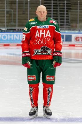 Denis Reul 29 Augsburger Panther , team and portrait pictures, Augsburger Panther, season 2024 2025, ice hockey, Penny DEL, 12 08 2024 Augsburg Bavaria Germany Copyright: xkolbert-press ChristianxKolbertx