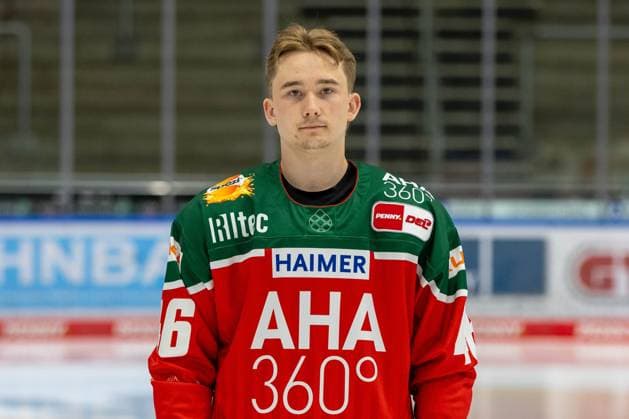 Moritz Elias 46 Augsburger Panther , Team and portrait pictures, Augsburger Panther, Season 2024 2025, Ice Hockey, Penny DEL, 12 08 2024 Augsburg Bavaria Germany Copyright: xkolbert-press ChristianxKolbertx