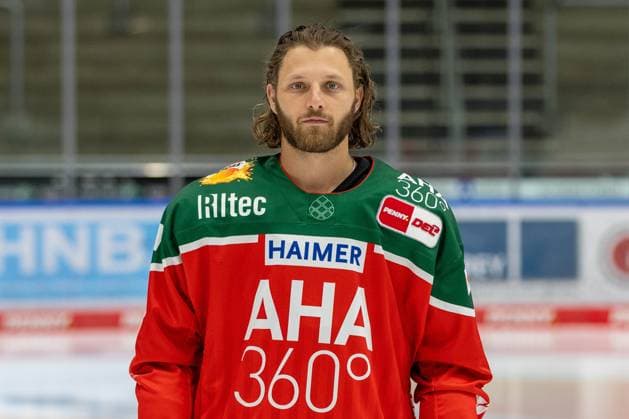 Anthony Louis 18 Augsburger Panther , team and portrait pictures, Augsburger Panther, season 2024 2025, ice hockey, Penny DEL, 12 08 2024 Augsburg Bavaria Germany Copyright: xkolbert-press ChristianxKolbertx