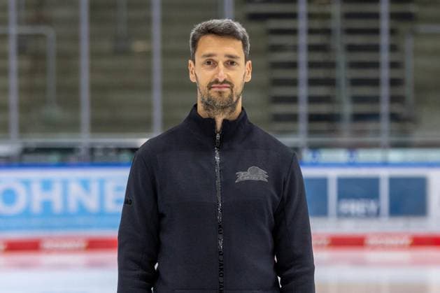 Goalkeeper coach Dennis Endras Augsburger Panther, team and portrait pictures, Augsburger Panther, season 2024 2025, ice hockey, Penny DEL, 12 08 2024 Augsburg Bavaria Germany Copyright: xkolbert-press ChristianxKolbertx
