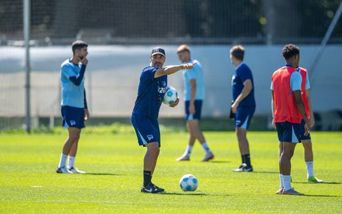 Football, Men, Season 2024 25, 2 Bundesliga, Hertha BSC, Training, Coach Cristian Fiel Hertha BSC , 13 08 2024, Copyright: xSebastianxRäppold MatthiasxKochx