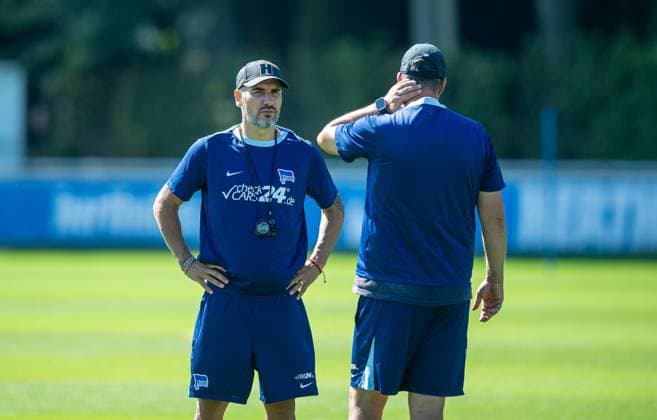 Football, Men, Season 2024 25, 2 Bundesliga, Hertha BSC, Training, f l Coach Cristian Fiel Hertha BSC , Goalkeeper coach Andreas Menger Hertha BSC , 13 08 2024, Copyright: xSebastianxRäppold MatthiasxKochx