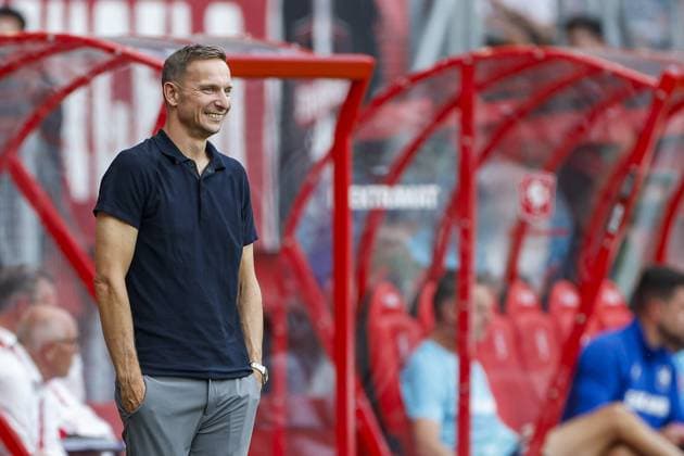 ENSCHEDE, 13-08-2024 , Stadium de Grolsch Veste, football, UEFA Champions League, qualification, season 2024 2025, during the match FC Twente - Salzburg, FC Salzburg trainer coach Pepijn Lijnders Twente - Salzburg  x26028356x Copyright: