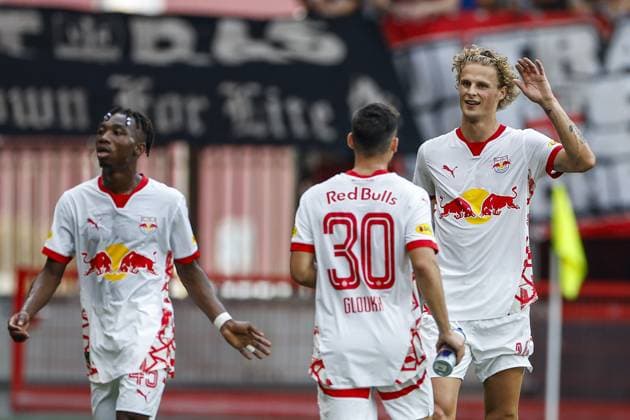 ENSCHEDE, 13-08-2024 , Stadium de Grolsch Veste, football, UEFA Champions League, qualification, season 2024 2025, during the match FC Twente - Salzburg, 0-1 FC Salzburg player Maurits Kjaergaard Twente - Salzburg  x26028377x Copyright: