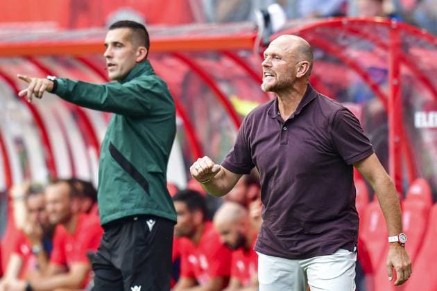 ENSCHEDE, 13-08-2024 , Stadium de Grolsch Veste, football, UEFA Champions League, qualification, season 2024 2025, during the match FC Twente - Salzburg, FC Twente headcoach Jospeh Oosting Twente - Salzburg  x26028408x Copyright: