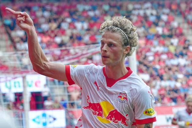 ENSCHEDE, 13-08-2024 , Stadium de Grolsch Veste, football, UEFA Champions League, qualification, season 2024 2025, FC Twente - Salzburg. Salzburg player Maurits Kjaergaard scores and celebrates 0-1 Twente - Salzburg  x26028419x Copyright: