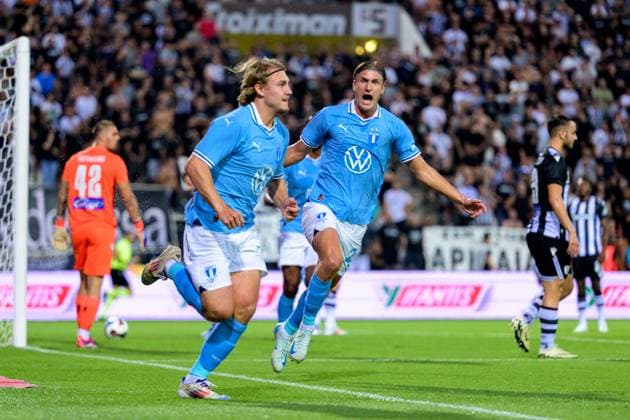 240813 Sebastian Nanasi and Erik Botheim of Malmö FF celebrates after 0 1 during the UEFA Champions League football match between PAOK and Malmö FF on August 13, 2024 in Thessaloniki Photo Mathilda Ahlberg BILDBYRAN kod MA MA0703 fotboll football soccer fotball champions league paok malmö ff bbeng jubel  Copyright: MATHILDAxAHLBERG BB240813MA023