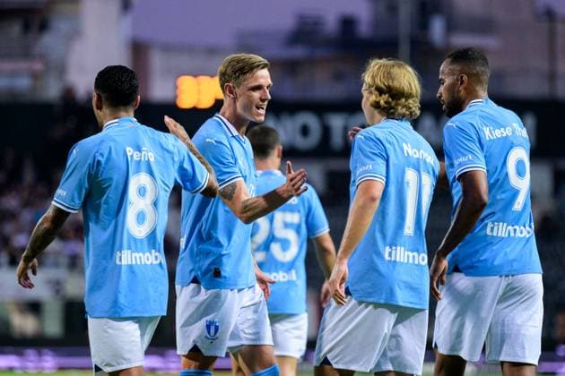 240813 Soren Rieks and Sebastian Nanasi of Malmö FF celebrates after 0 1 during the UEFA Champions League football match between PAOK and Malmö FF on August 13, 2024 in Thessaloniki Photo Mathilda Ahlberg BILDBYRAN kod MA MA0703 fotboll football soccer fotball champions league paok malmö ff bbeng jubel  Copyright: MATHILDAxAHLBERG BB240813MA025
