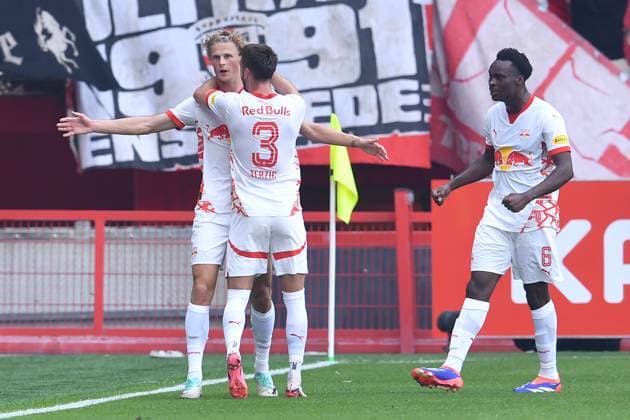 Soccer UEFA Champions League Qualification 3 Round FC Twente FC Salzburg on 13 08 2024 at Stadion De Grolsch Veste in Enschede Goal celebration to 0 1 by Maurits Kjaergaard Salzburg xRx