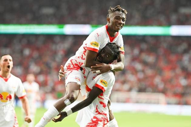Champions League Qualification Twente Enschede RB Salzburg on 13 08 2024 at De Grolsch Veste in Enschede Cheers, goal celebration, goal scorer, goal scorer Moussa Kounfolo Yeo Salzburg cheers after his goal for 1 3 MT